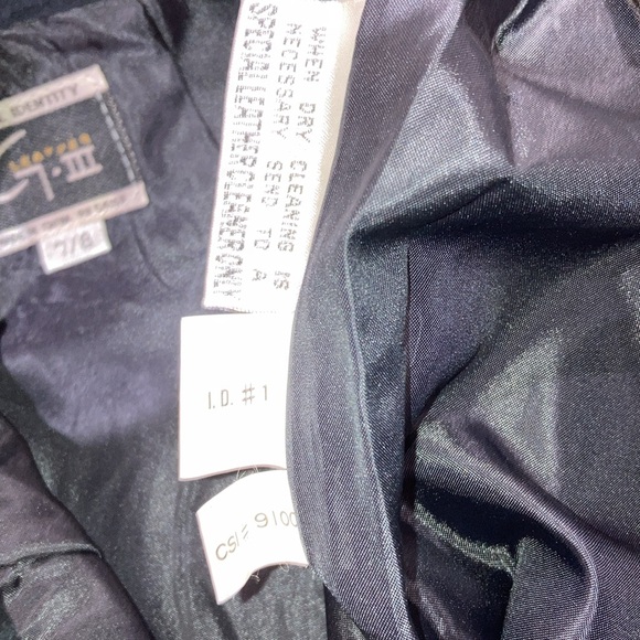 Women’s Vintage Global Identity leather (suede) black miniskirt.  GIII series. - Picture 4 of 5